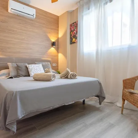 Coqueto Apartamento Junto A La Playa By Rent Me Torremolinos Exterior photo