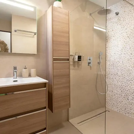 Coqueto Apartamento Junto A La Playa By Rent Me Torremolinos Exterior photo